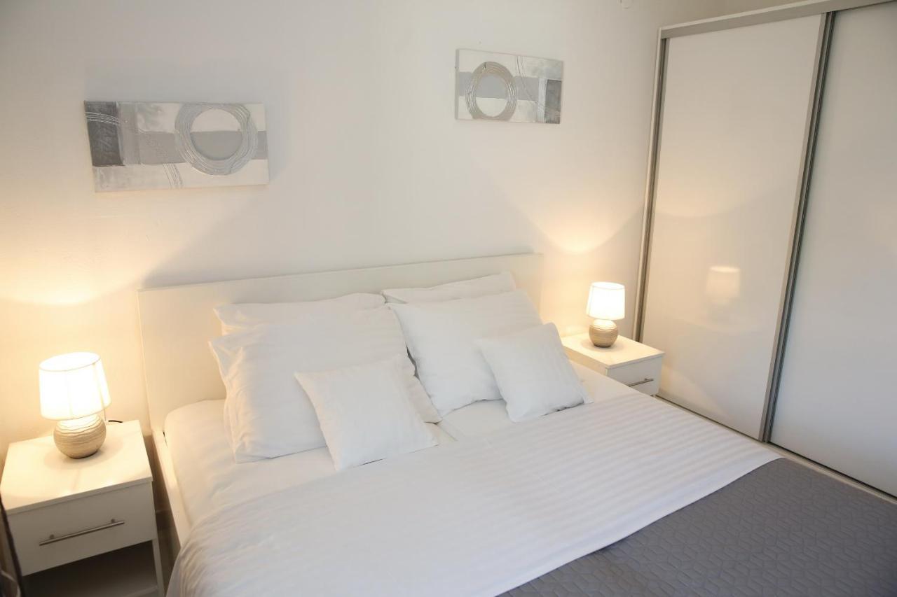 Apartments Lepur Vodice Exterior photo