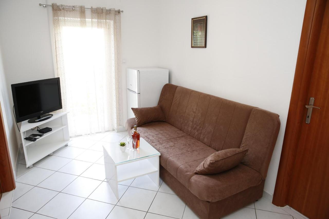 Apartments Lepur Vodice Exterior photo