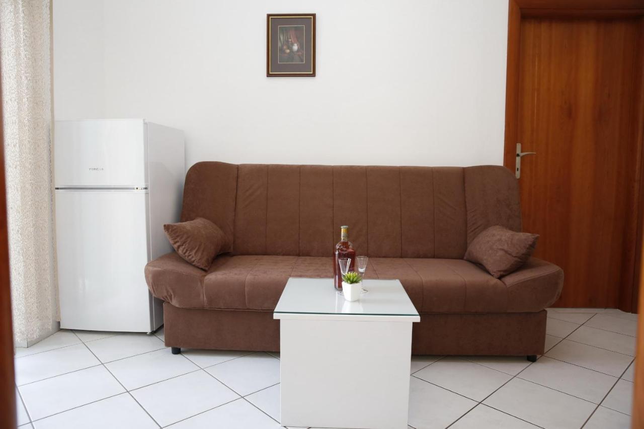 Apartments Lepur Vodice Exterior photo