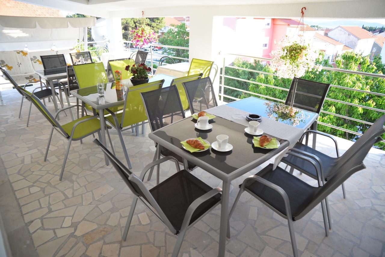 Apartments Lepur Vodice Exterior photo