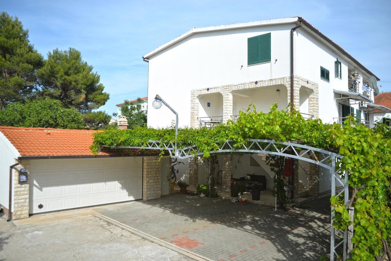 Apartments Lepur Vodice Exterior photo